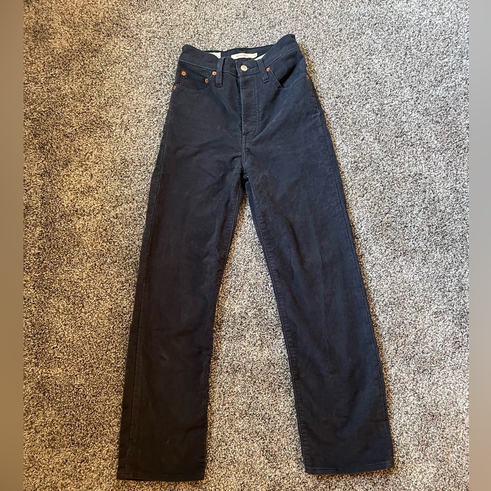 Levi's Ribcage straight corduroy jean